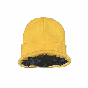 Bonnet jaune classique et mignon (avec doublure en satin noir)